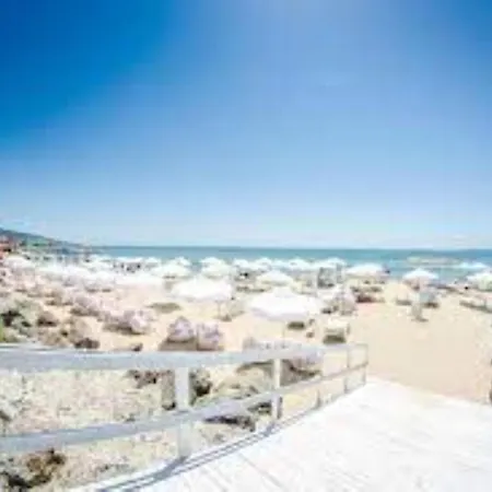 4* Sea - With Balcony Apartment *