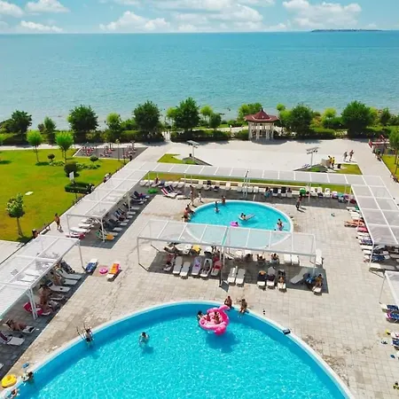 Apartment 4* Sea - With Balcony