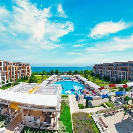 4* Sea - With Balcony Apartment