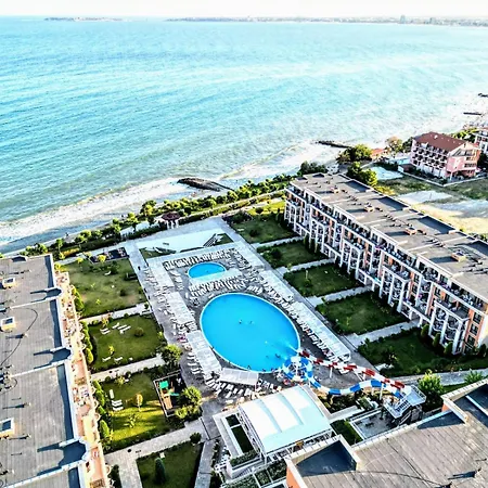 4* Sea - With Balcony Apartment